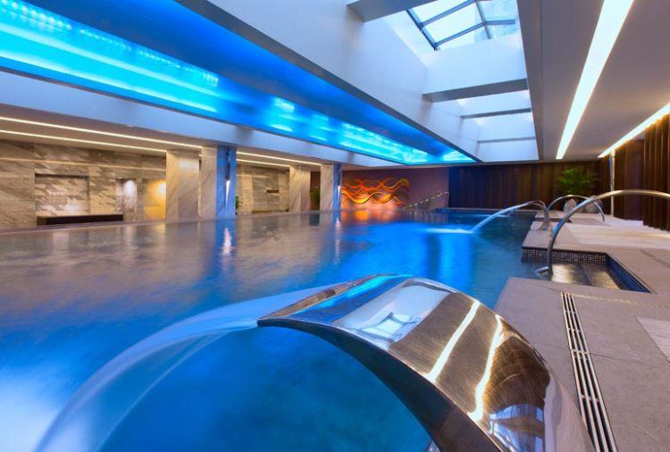 starwood indoor infinity pool