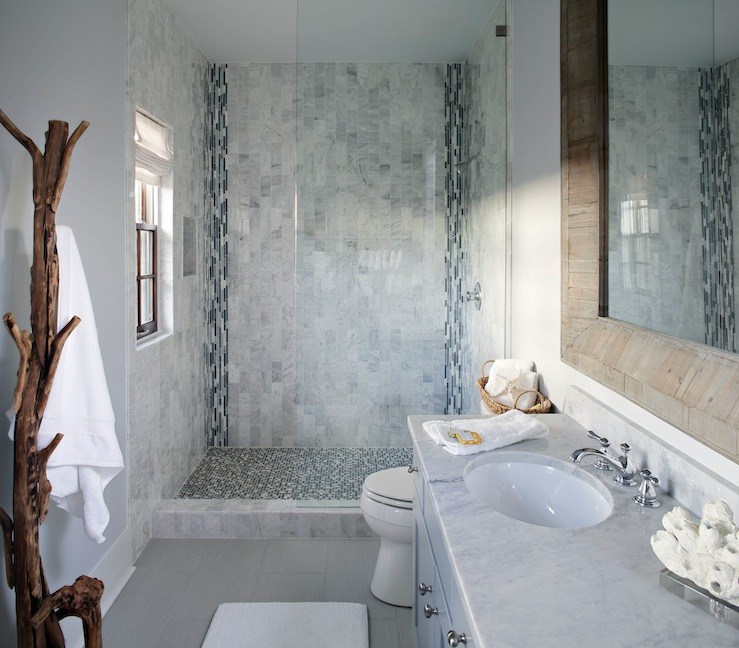 modern bathroom with interesting shower accent tile