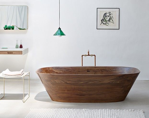 oval shaped wooden bath tub