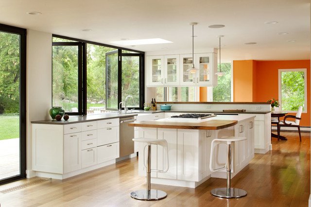 10 Styling Options for Your Kitchen Windows