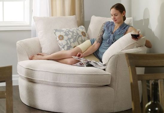 10 Types of Reading Chairs That Look Extremely Cozy