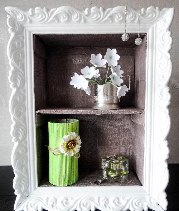 DIY cardboard crown molding shelf