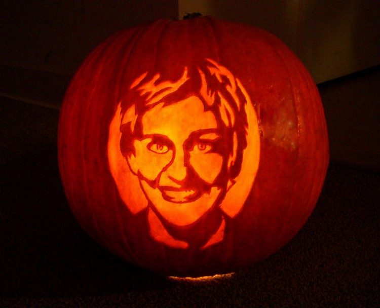 ellen-degeneres-pumpkin-carving