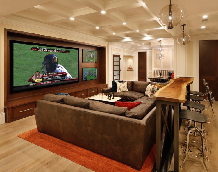 10 Man Caves With Huge Flat Screen Tvs