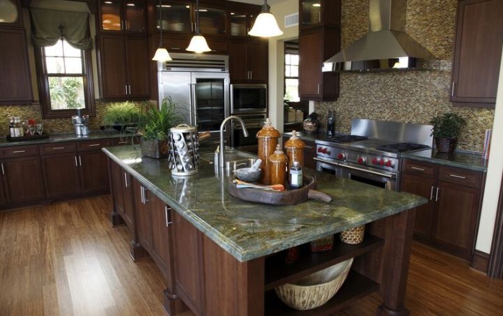 green-granite-countertops