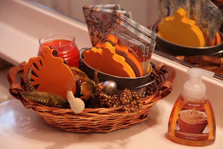 fall themed bathroom accessories 