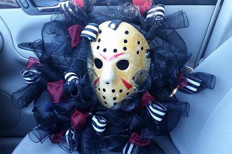 jason-halloween-wreath