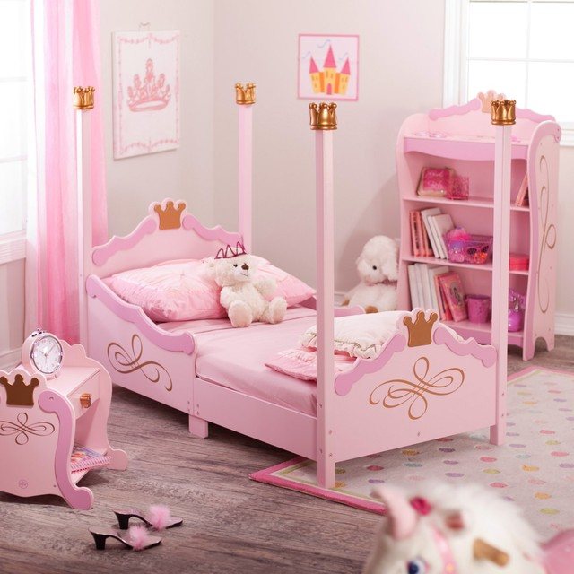 toddler bed with pink paint