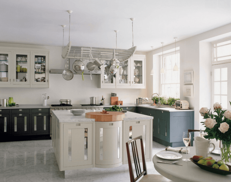 kitchen-island-with-hanging-pots