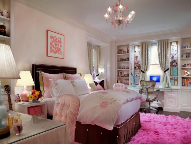 pink-bedroom-with-chandelier