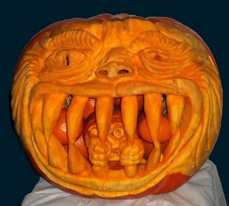 prison-pumpkin-carving