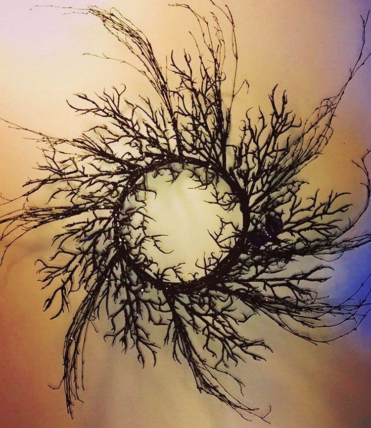 scary-branches-halloween-wreath