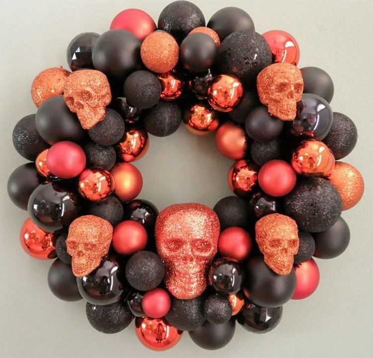 skulls-halloween-wreath