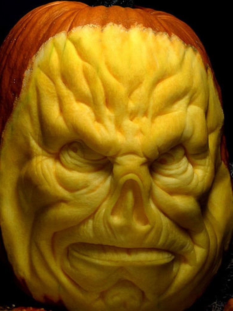 swamp-thing-pumpkin-carving