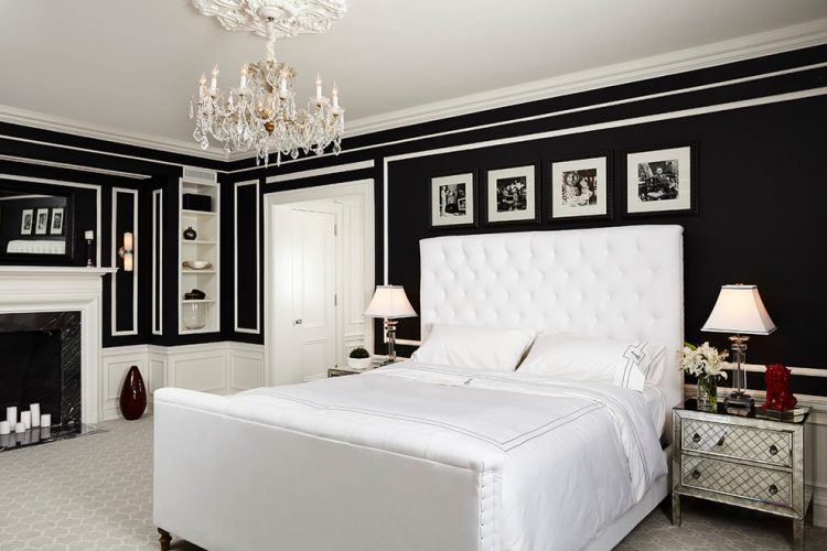 10 Interesting Black Bedroom Ideas and Designs - TraDitional BolD Black BeDroom 750x500