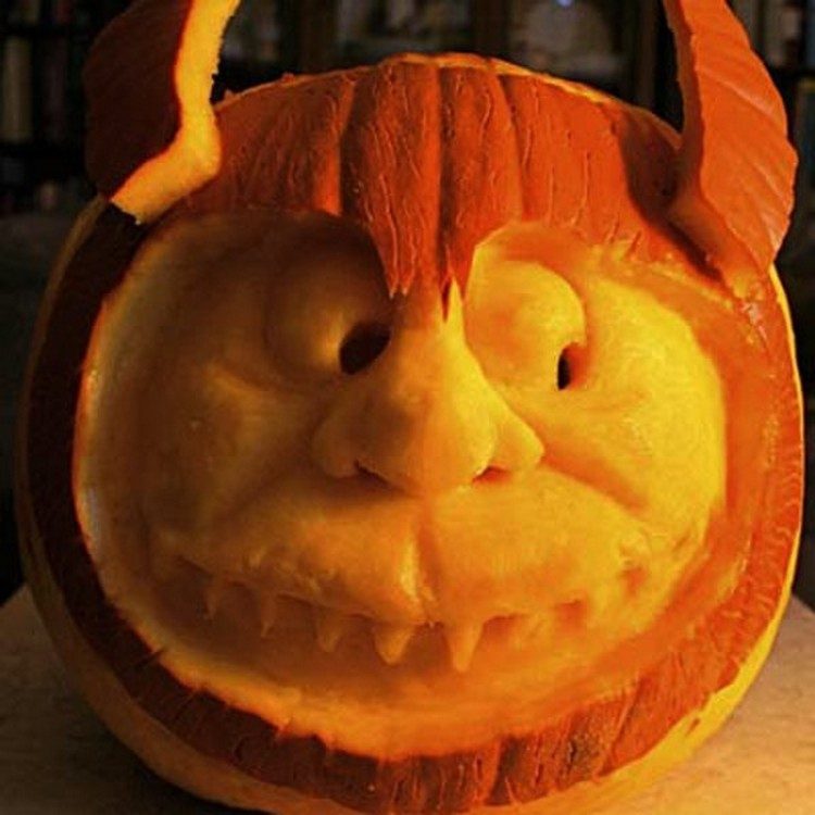 wild-things-pumpkin-carving