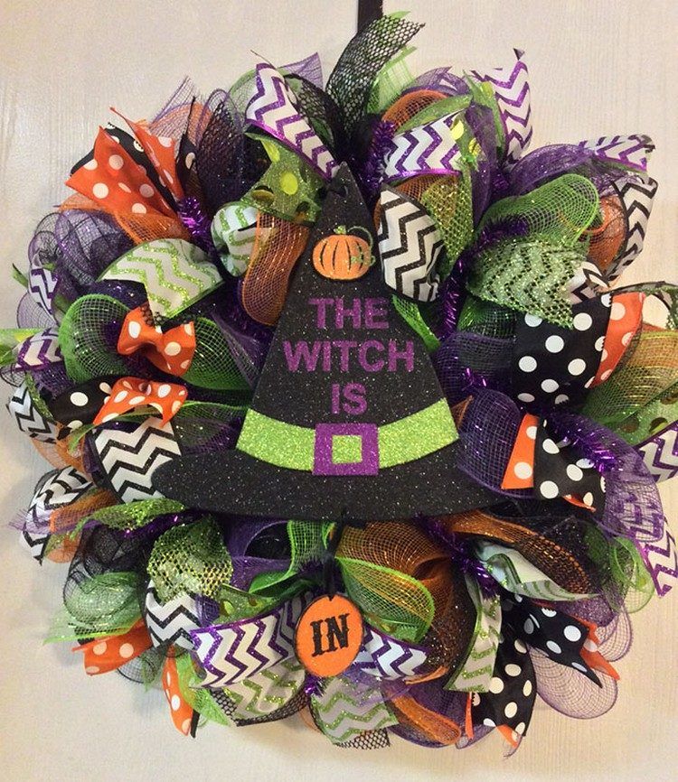 witch-hat-halloween-wreath