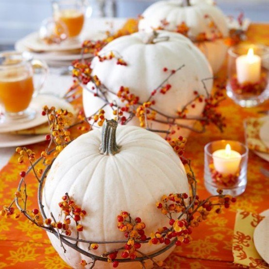 awesome-pumpkin-centerpieces-for-fall-and-halloween-table-40-554x554