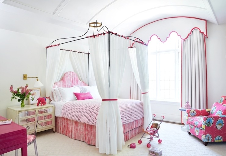 20 Adorable Princess Beds For Your Daughter's Room