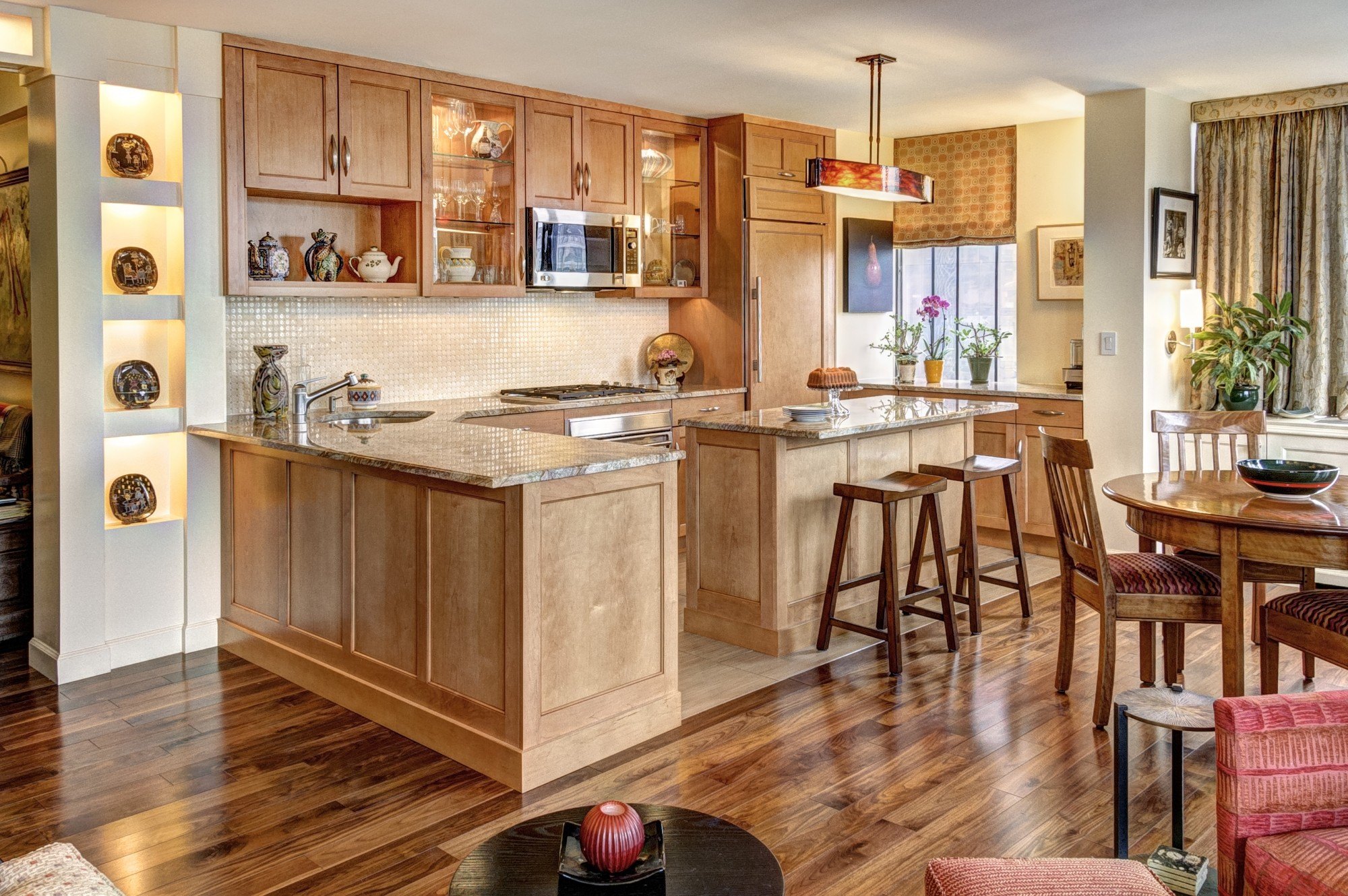 using wooden flooring on a kitchen table