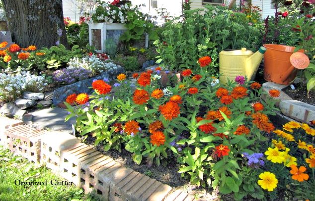 funky colorful home garden idea