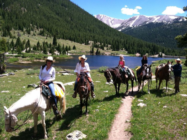 horse-back-riding-aspen