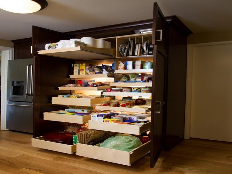 kitchen-pantry-baskets