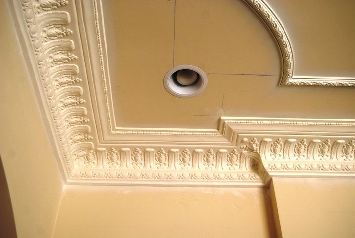 beautiful crown molding design