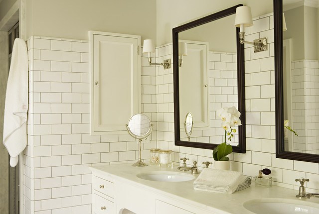 traditional bathroom with white subway tile