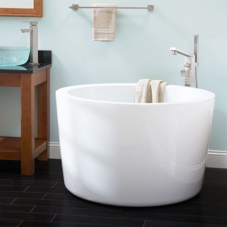 beautiful modern circular bathtub