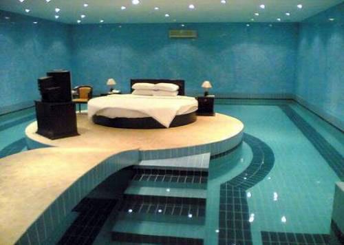 Swimming Pool Bedroom Decor