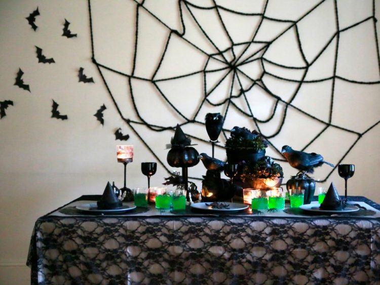 black halloween themed table decor