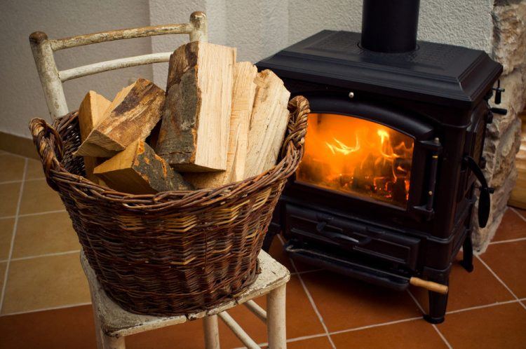 Five Safe Ways to Heat Your House When There's No Heat