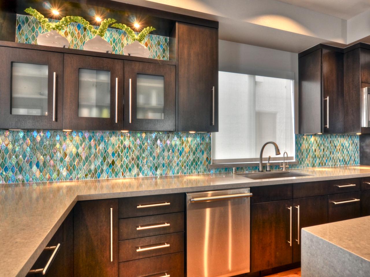 kitchen design with blue glass backsplash