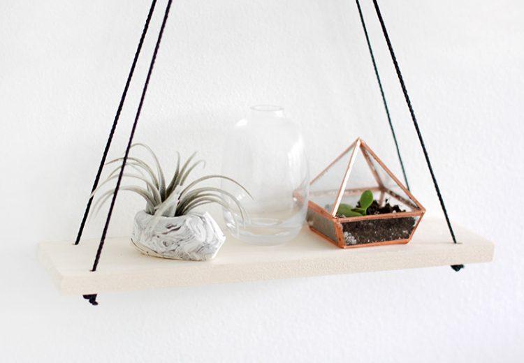 single hanging shelf