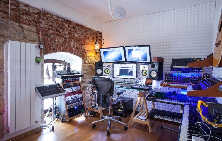 sound-system-home-office