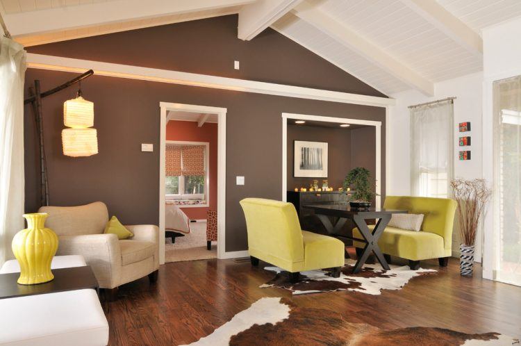 white-cathedral-ceiling-dining-room