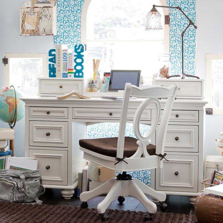 teenage wooden desk with drawers