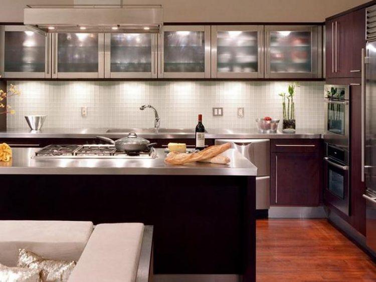 contemporary-kitchen-with-glass-cabinets