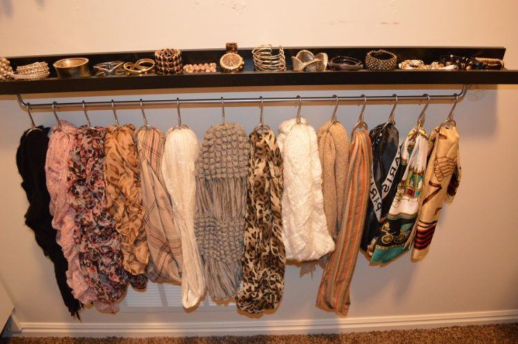 closet storage for accessories