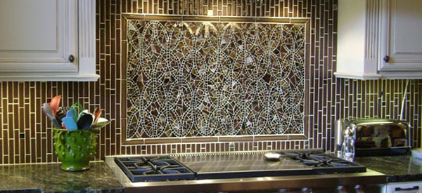 beautiful silver and gold kitchen backsplash