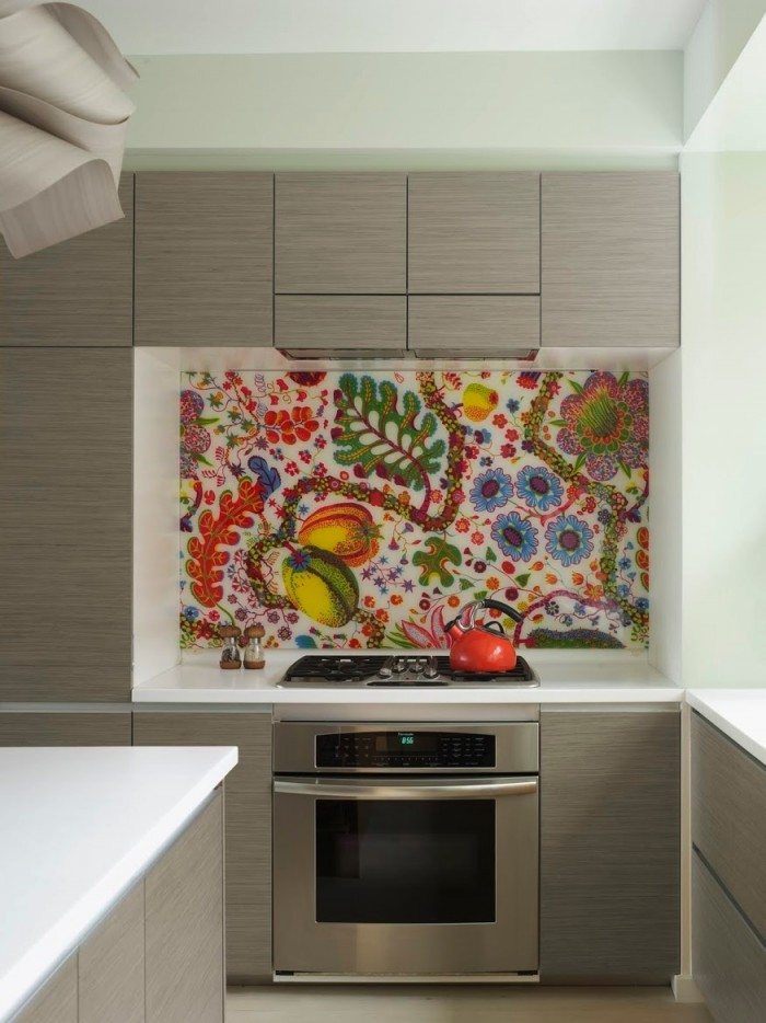 multicolored kitchen backsplash