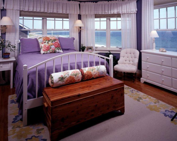 susan-symonds-purple-bedroom