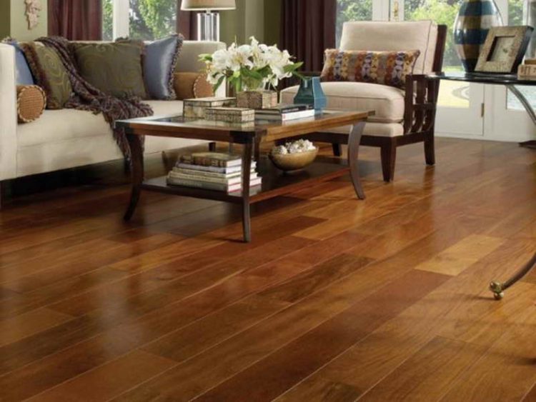 simple living room design with laminate flooring