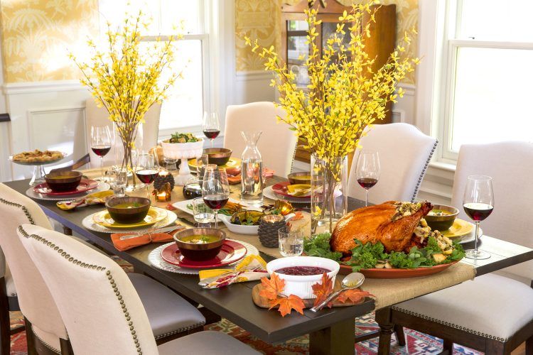 thanksgiving table with pumpkins