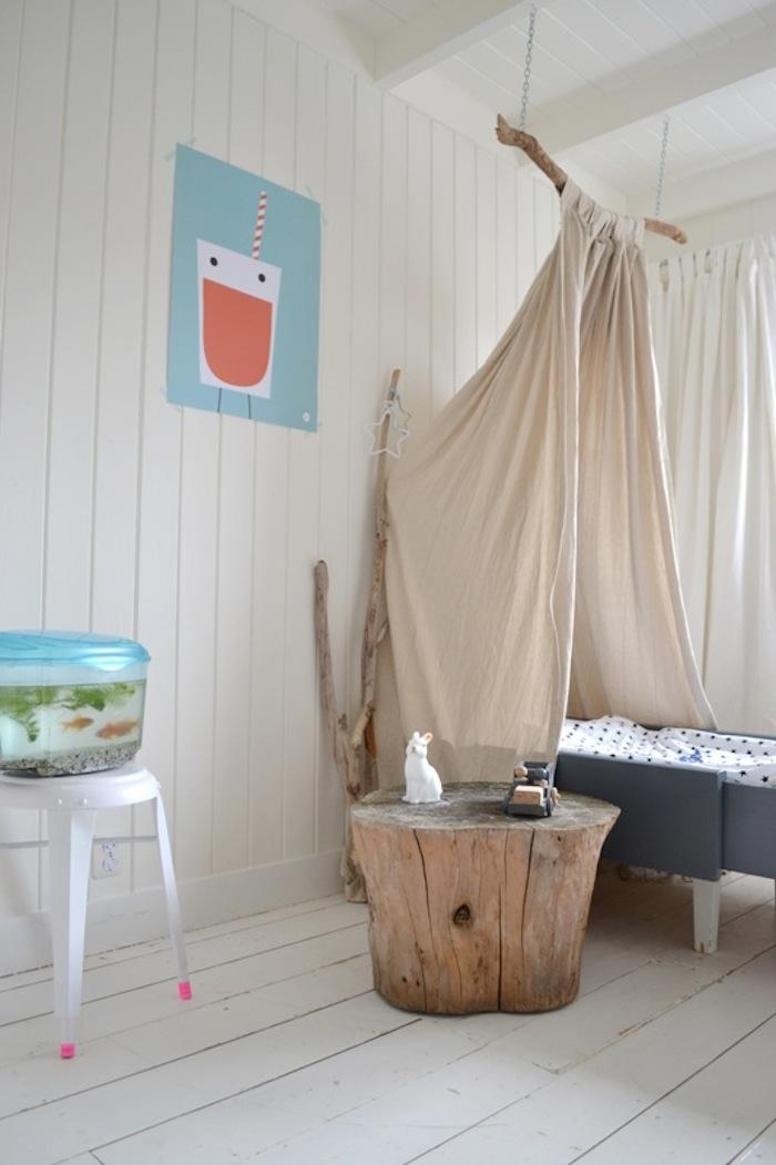 canopy bed with branch design