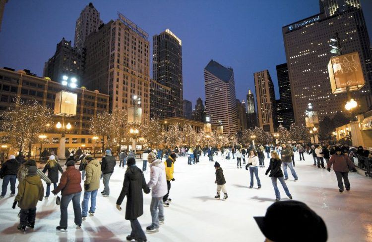 mccormick-tribune-plaza-ice-rink-in-millennium-park