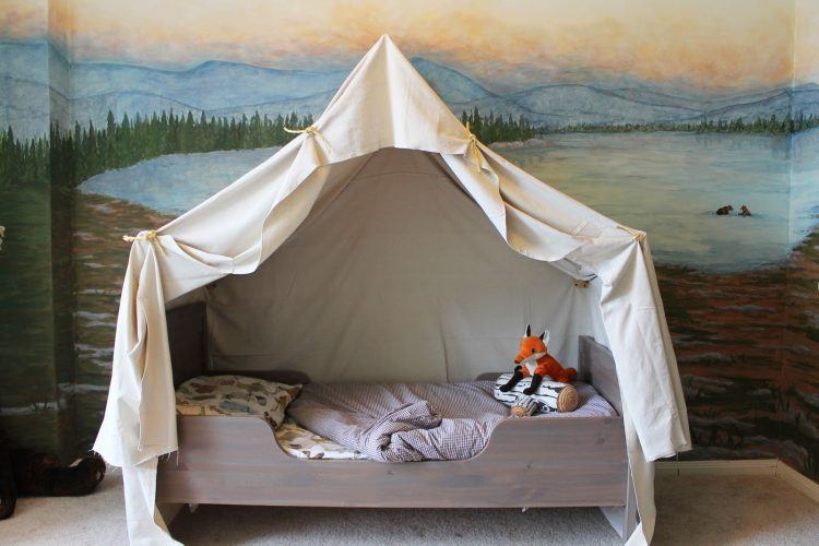 kid's canopy bed with DIY design