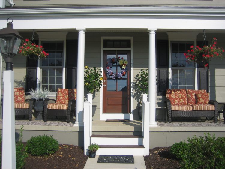 front porch with plenty of seating