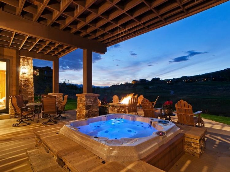 hot tub on back porch in georgia